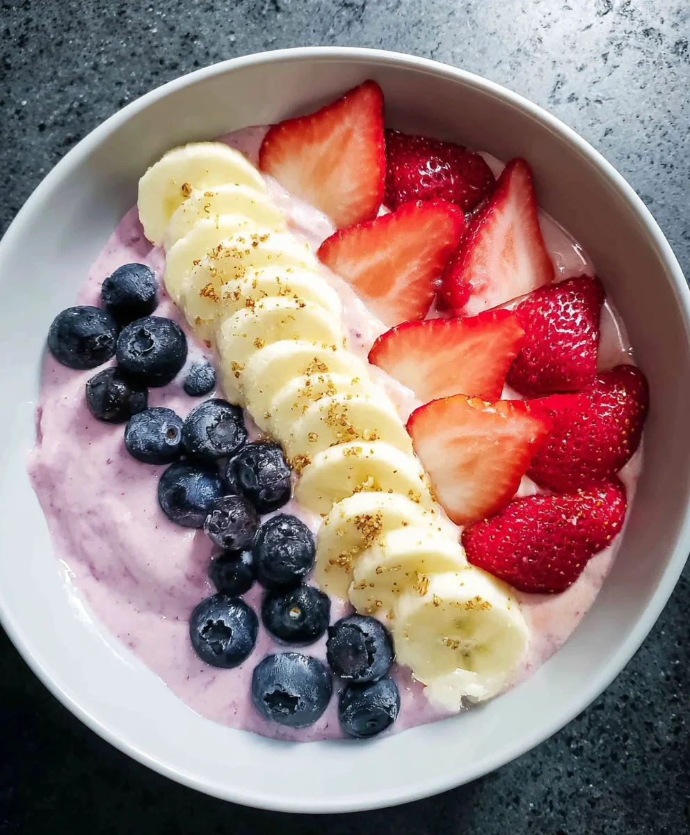Quick Greek Yogurt Fruit Smoothie Bowl