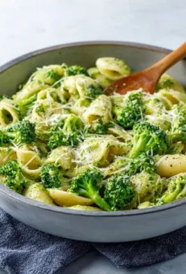 Light and Healthy Broccoli Pasta