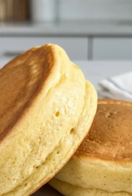 Fluffy Japanese Soufflé Pancakes